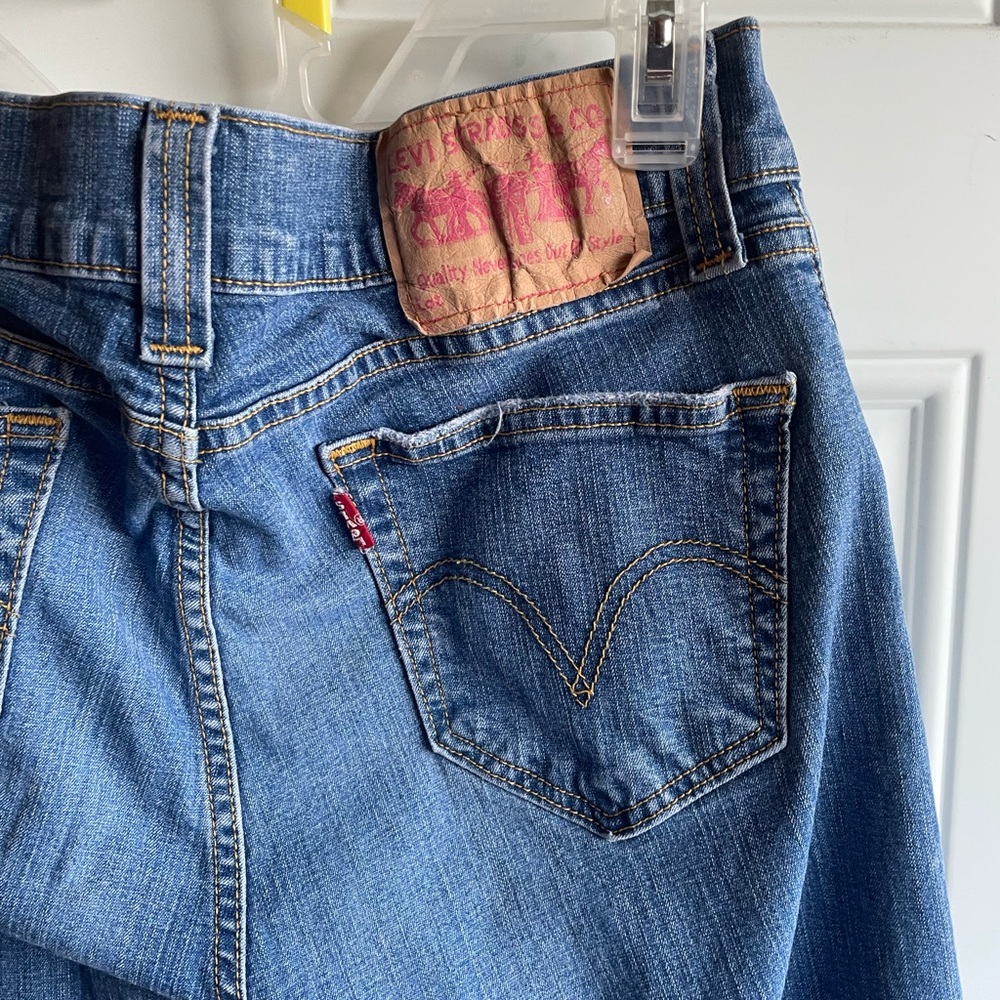 Levi's Women's Denim Jeans- sz 11. Low slouch straight